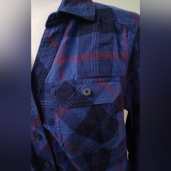 Duluth Trading Co Plaid Flannel Button Long Shirt - Picture 2 of 5